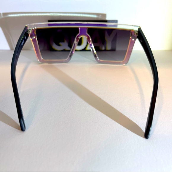 Quay Australia Hindsight Shield Sunglasses 52149 - Picture 3 of 8